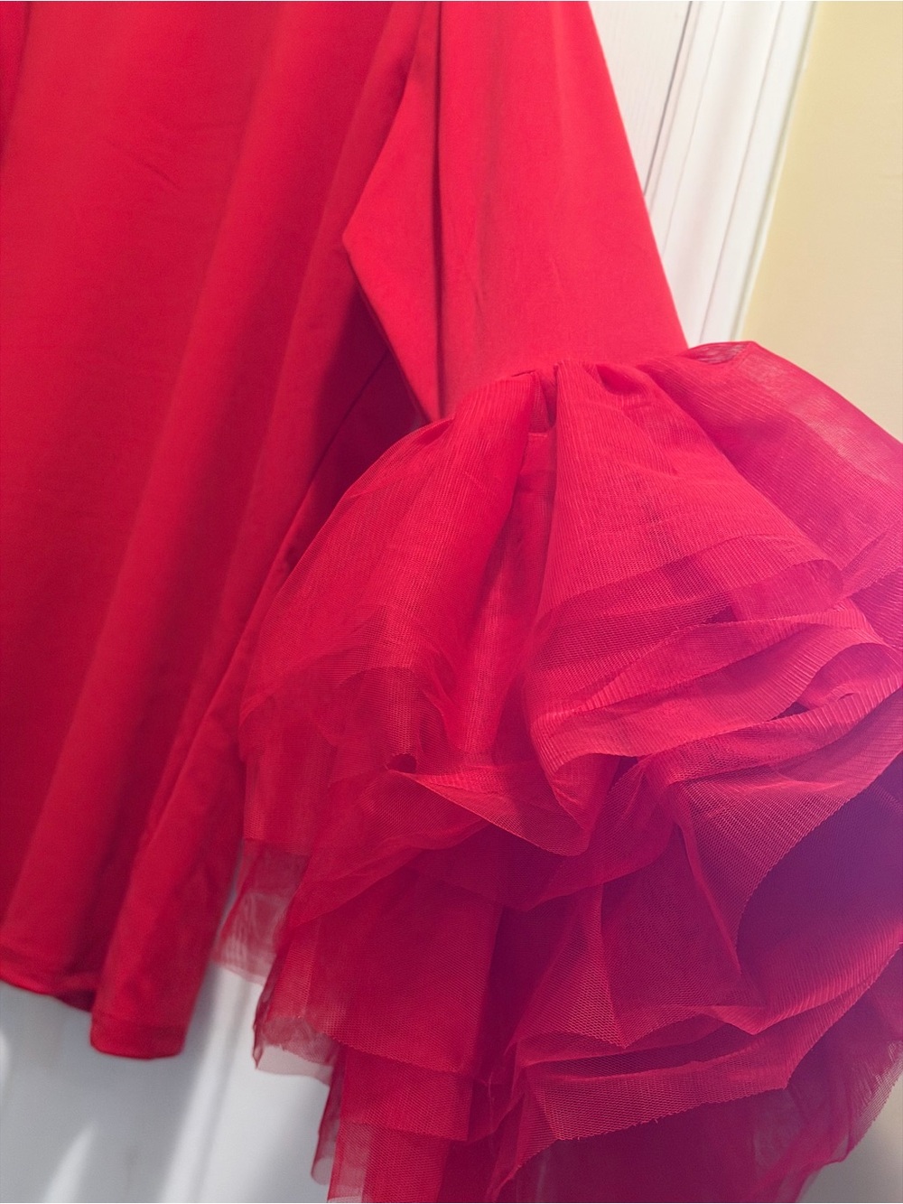 Red Knit Ruffle Sleeves Top - Picture 6 of 15